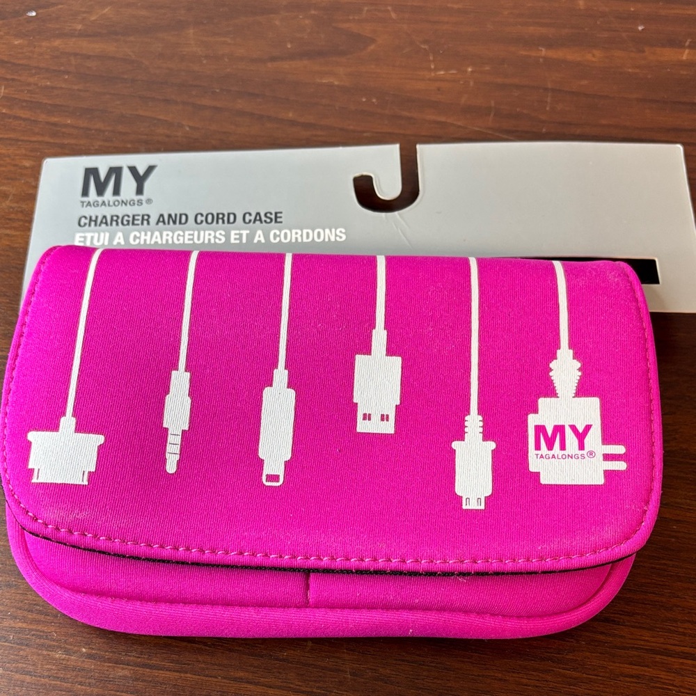 MYTAGALONGS Pink Travel Charger Case